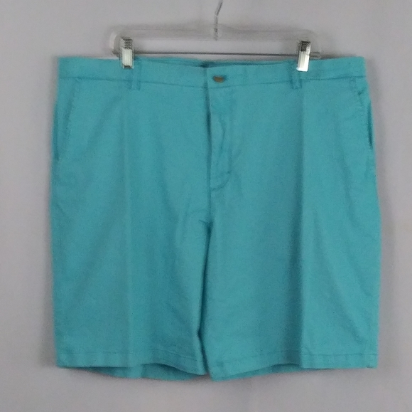 Izod relaxed Shorts Blue classic flat front size 40 - Picture 2 of 4
